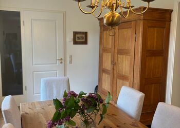 Dining table apartment Terrassenblick Foto © Pia Boni